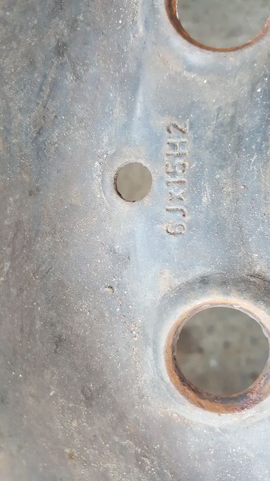 Зимни гуми с джанти Uniroyal и Kleber