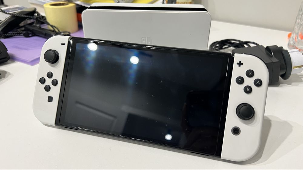 Продается Nintendo Switch Oled