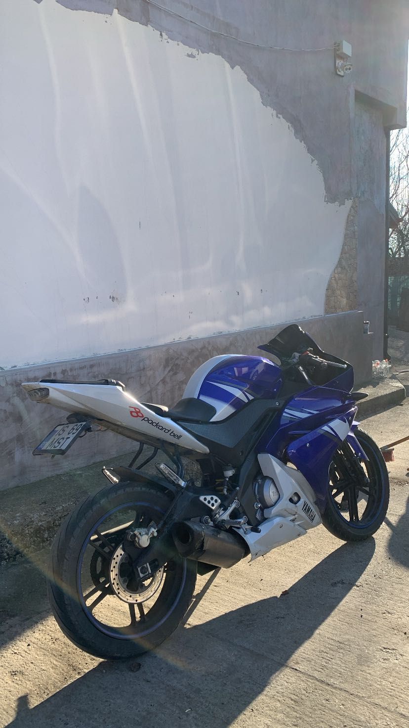 Yamaha yzf r125 2010