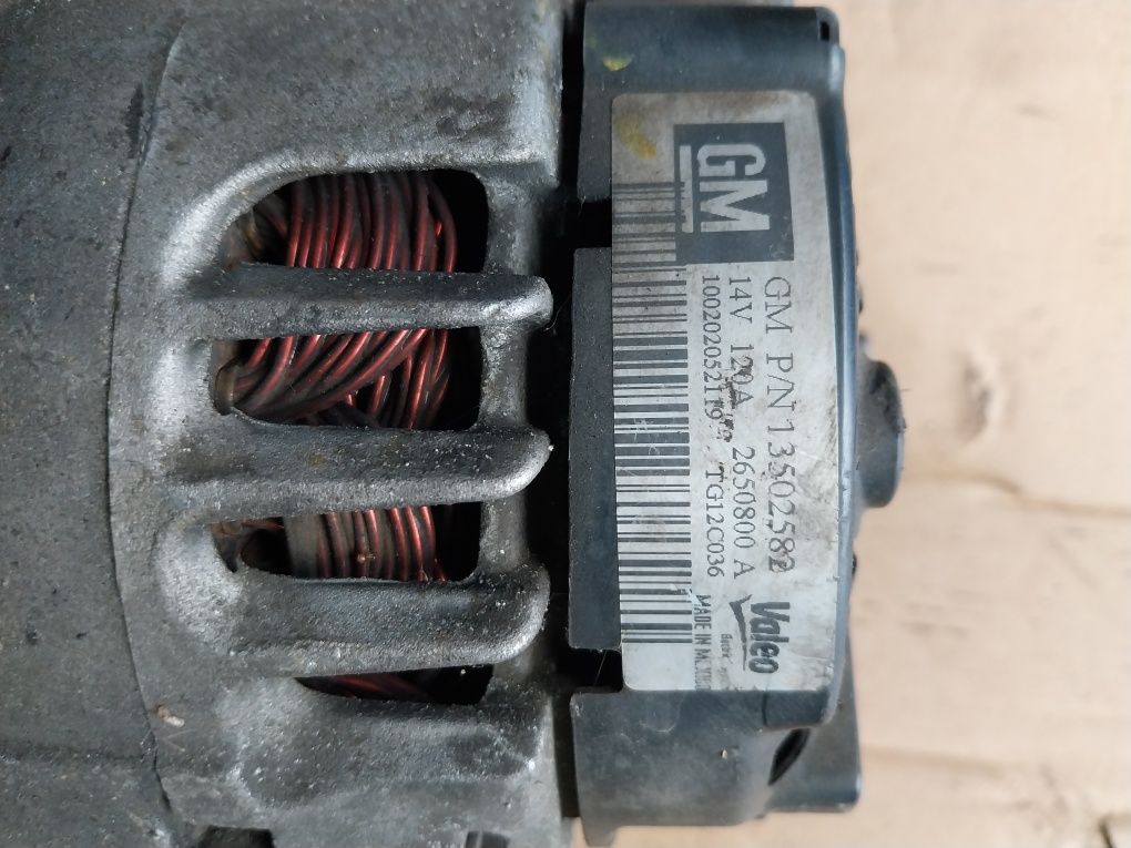 Alternator opel insignia 2.0 cdti an 2010