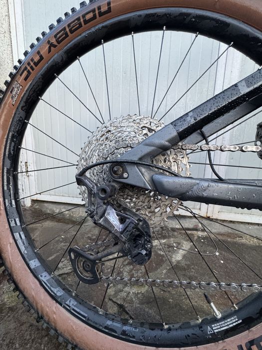 Bicicleta Cube Stereo 140R full sus