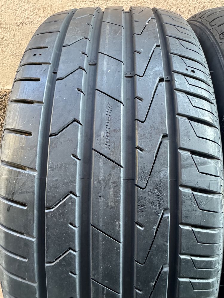 Автомобилни гуми 215 45 17 Hankook
