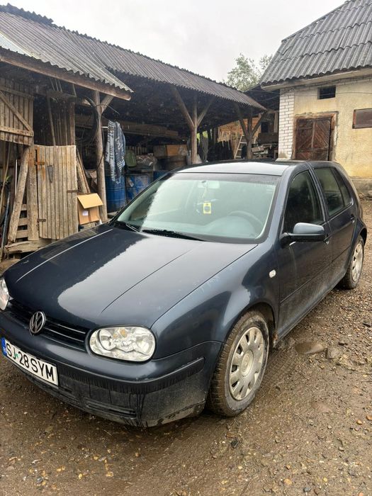Vând golf 4 1.6 16v