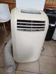Мобилен климатик с въздухоотвод SUNTEC 10000BTU 820W 
SUNTEC RAPIDO 10