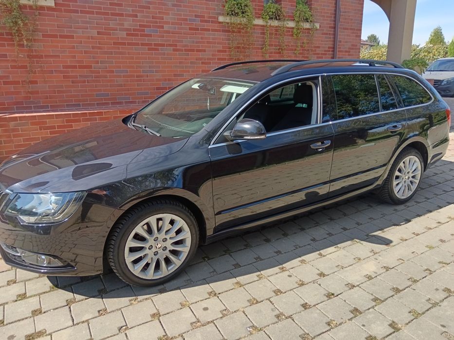Skoda Superb Combi DSG