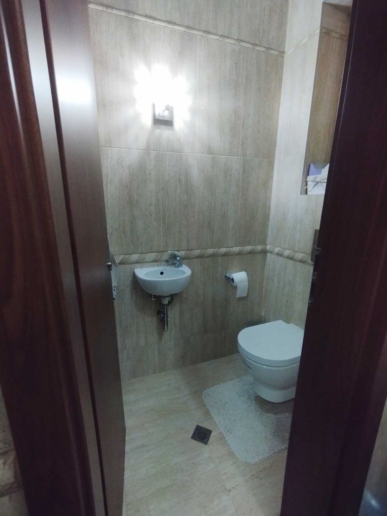 Продава се Тристаен апартамент в Пловдив, Каменица 2 - 109 кв.м за 2647 €/кв.м - Снимка #9
