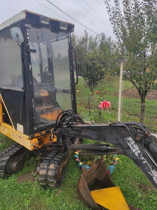 Miniexcavator hainzl 150 lse motor kubota d950 funcțional piese
