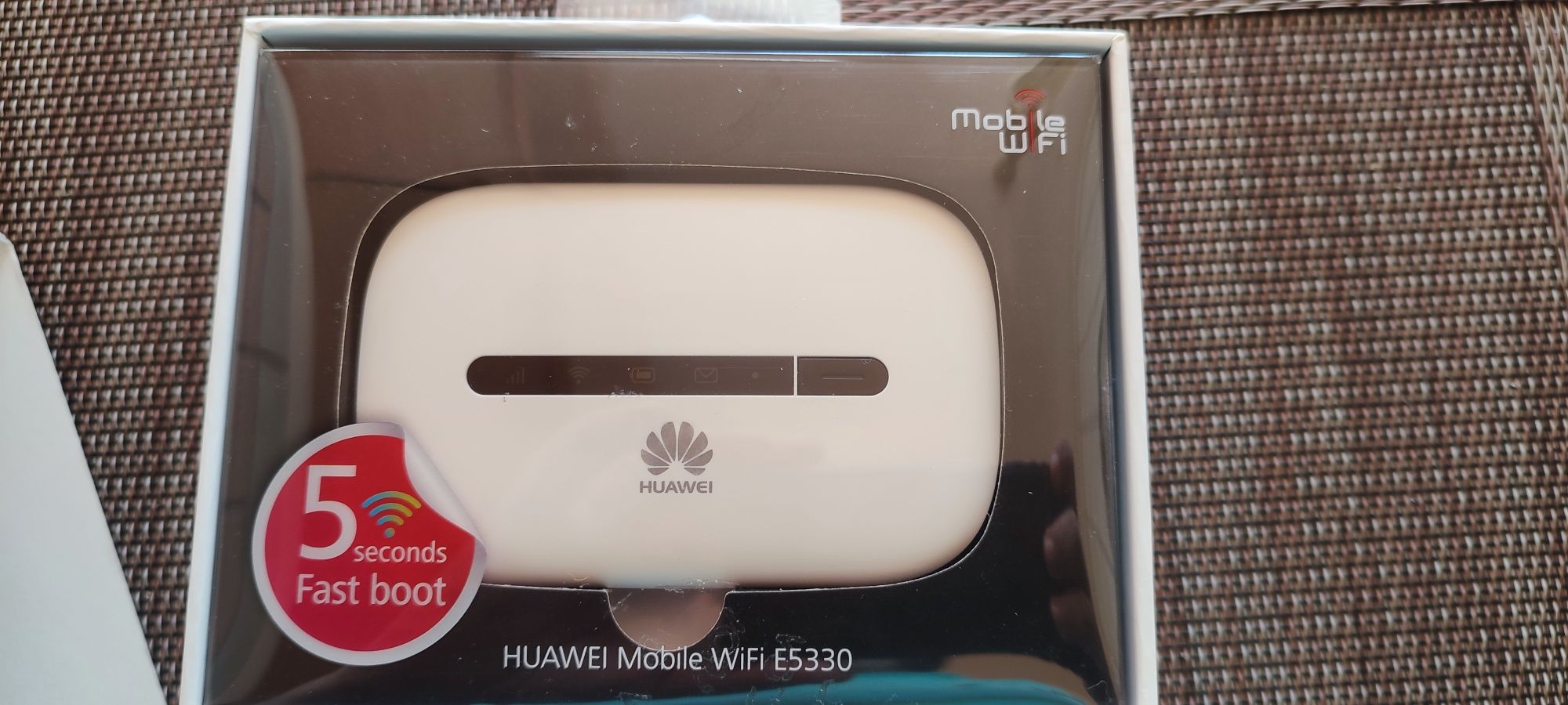 Router wireless Huawei cu Sim