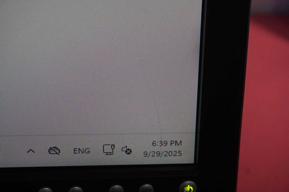 Монитори Dell 19" HD резолюция - SE198WFPV, E198WFP / САМО ЛИЧНО!