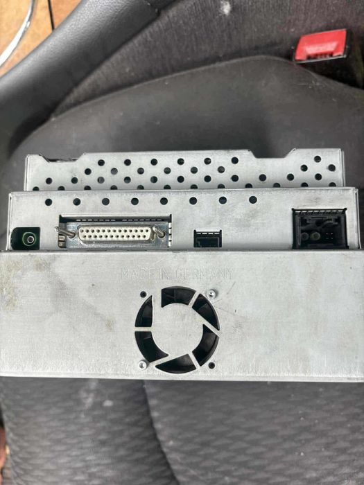 Продавам Навигация AMG