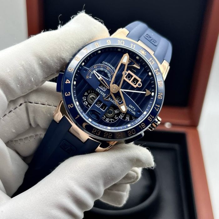 Ulysse Nardin GMT - Perpetual Calendar Blue