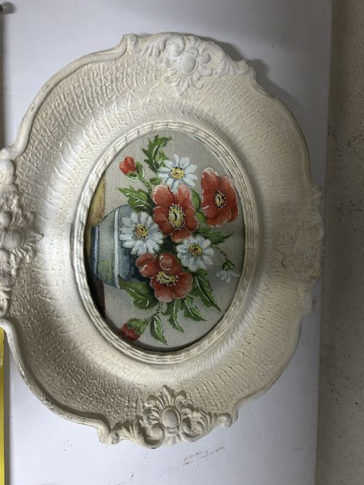 Стари картини  с рамка