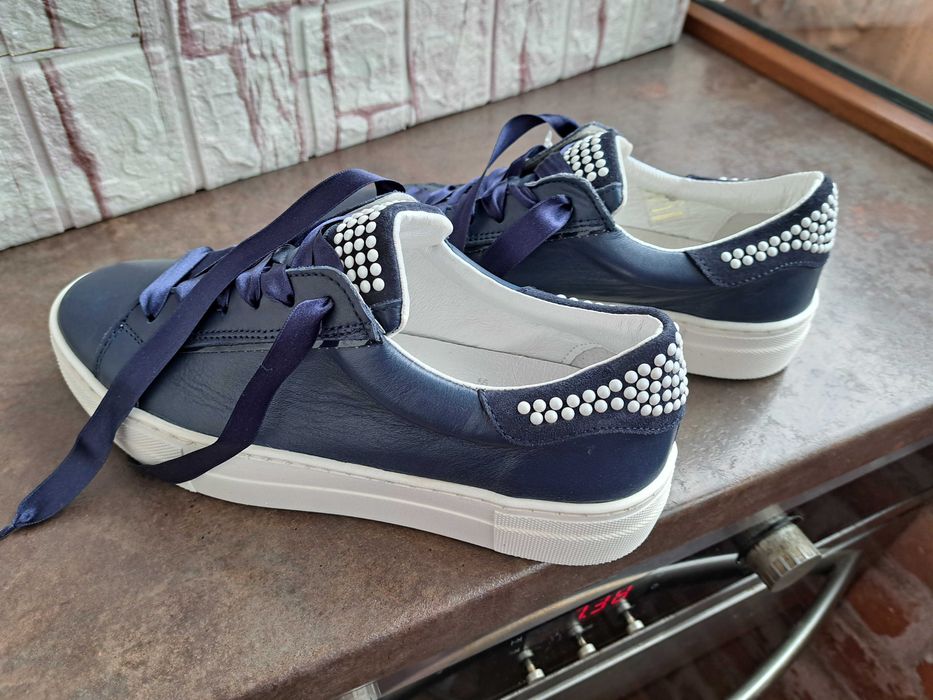 дамски кецове,спортни обувки на платформа,номер38 Нови!кожени