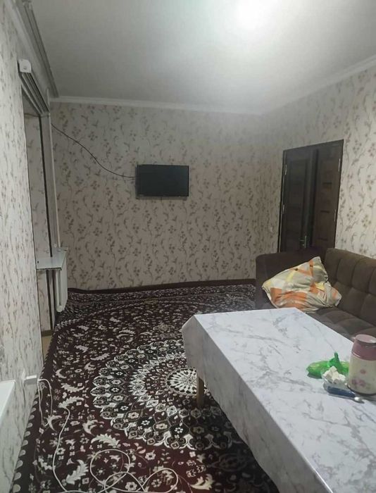 Юнусабад 18, 2/3/4 Продаётся кирпичный квартира 54м2 ор-р Chexov klub