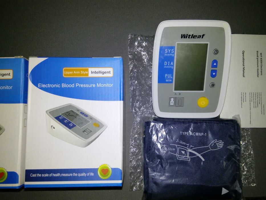 Тонометр электронный на предплечье высокоточный фирмы ЕМС