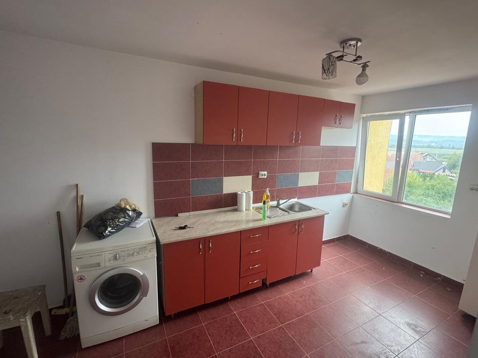 Vând mobilier pentru living și bucătărie