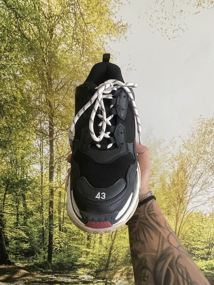Balenciaga triple s