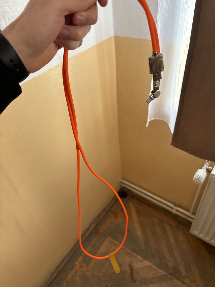 Cablu de incarcat 2metri nou nefolosit Sibiu