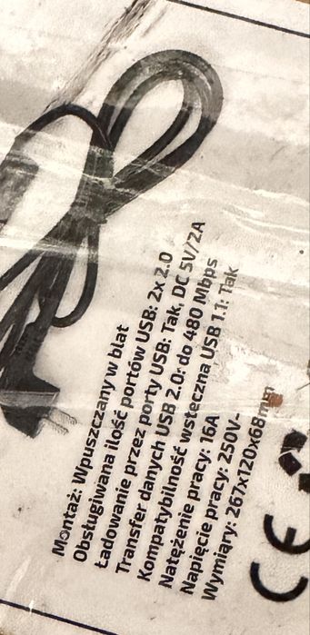 Priza incorporabila in blat