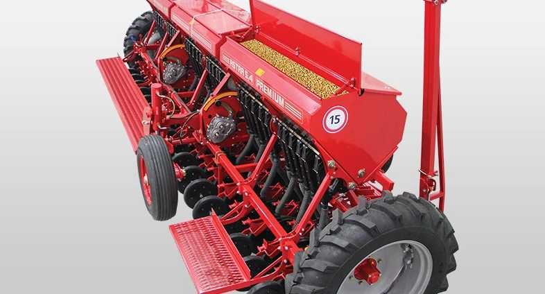 ASTRA 4 productivitate: 3,6-4,8 ha/h Livrare rapidă