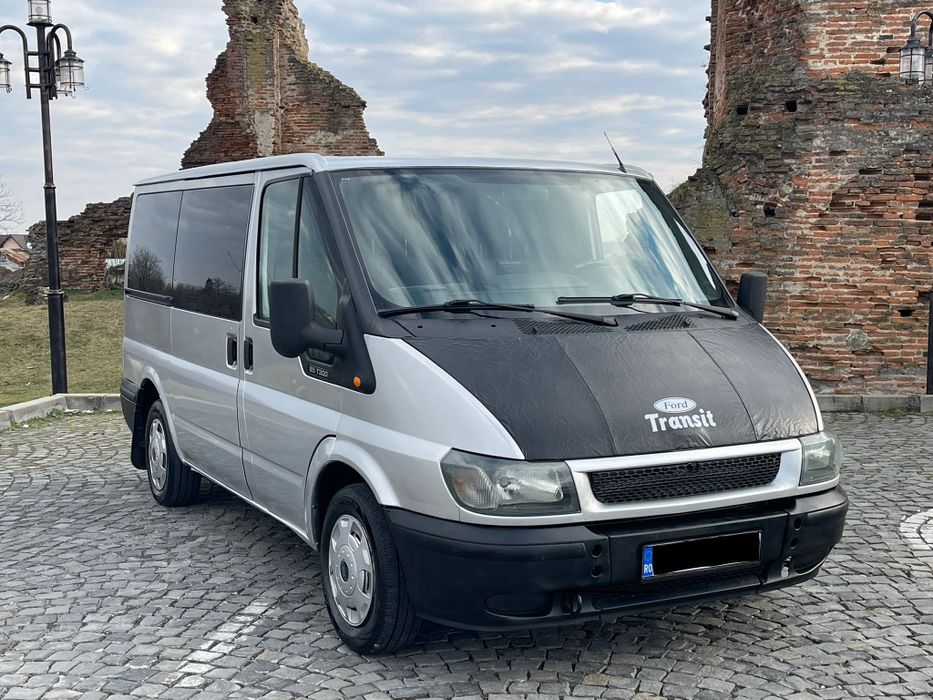 Ford Transit 8+1