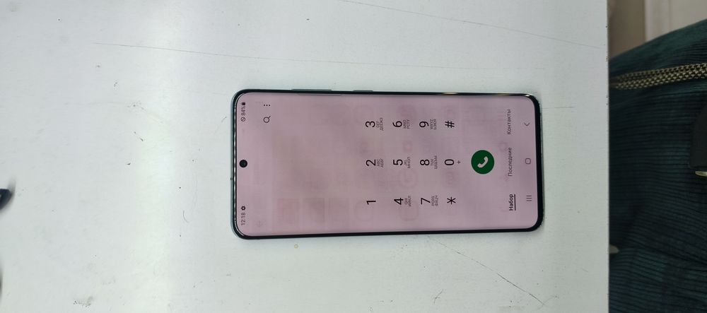 Samsung s20  5g  xolati ideal 12/128gb aybi ekranda soyasi bor