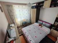 Zona URA , 2 camere decomandate , bucatarie spatioasa , 55.000 EURO