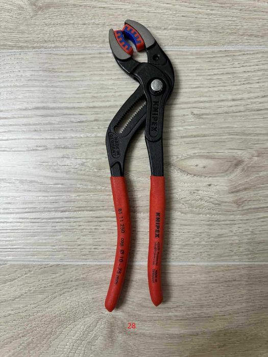 Различни модели клещи KNIPEX