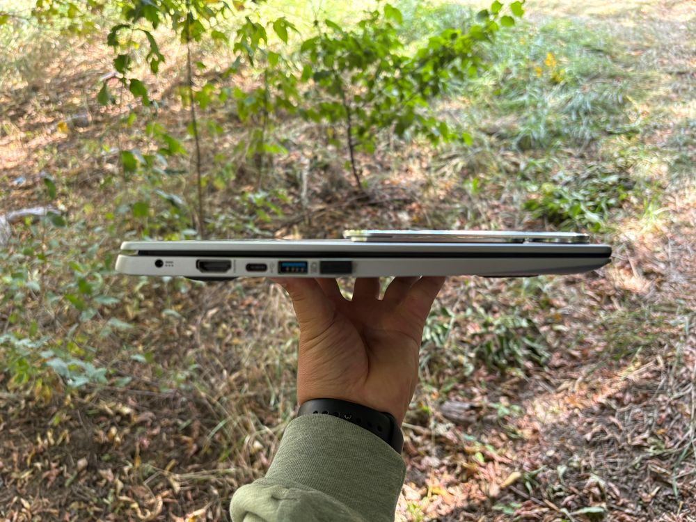 Продам ноутбук acer swift 1