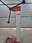 Статив HILTI DD130 за диамантено-пробивна машина
