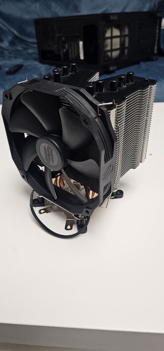 Cooler procesor Fortis 3 v2