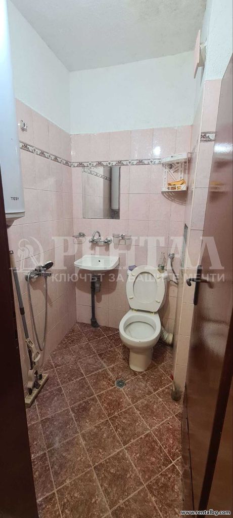 Продава се Двустаен апартамент в Пловдив, Център - 40 кв.м за 2100 €/кв.м - Снимка #11