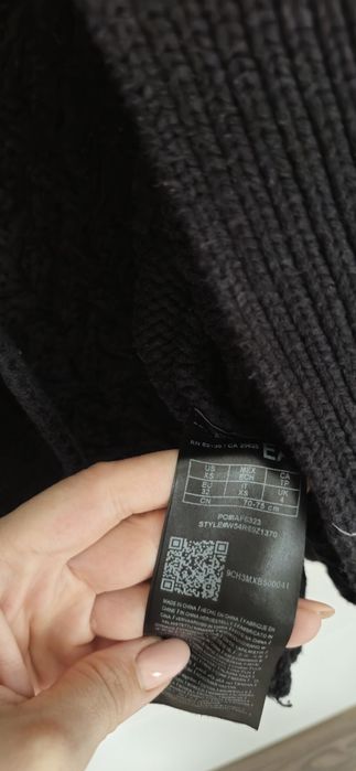 Велурено яке Zara, жилетка Guess, Peak