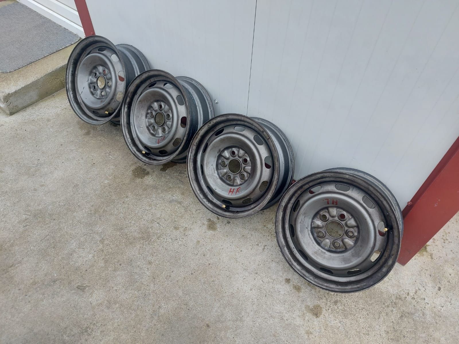 100 lei! Set jante tabla pe 14 pentru Toyota! Distanta 5x114,3