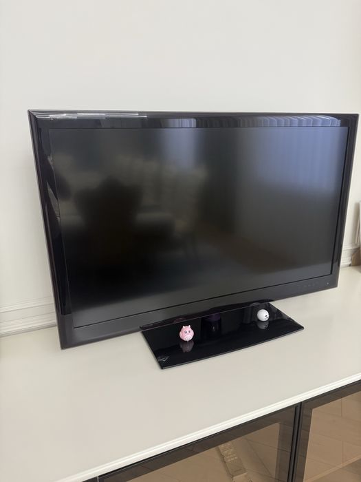 Телевизор LG 2010