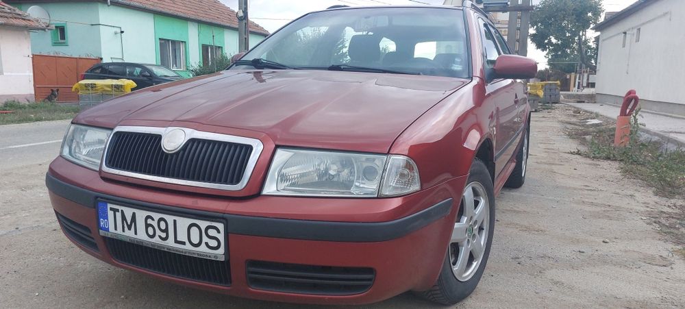 Vând/Schimb cu AUR 24 K SKODA Octavia  1.8Turbo-150cp-GPL-proprietar