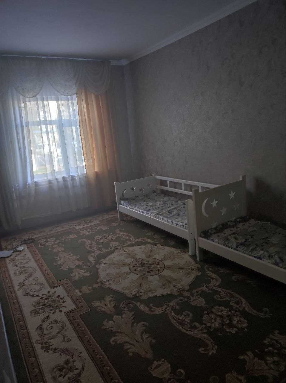Срочно продаётся 1 комнатная квартира, 8 мкр, Чирчик