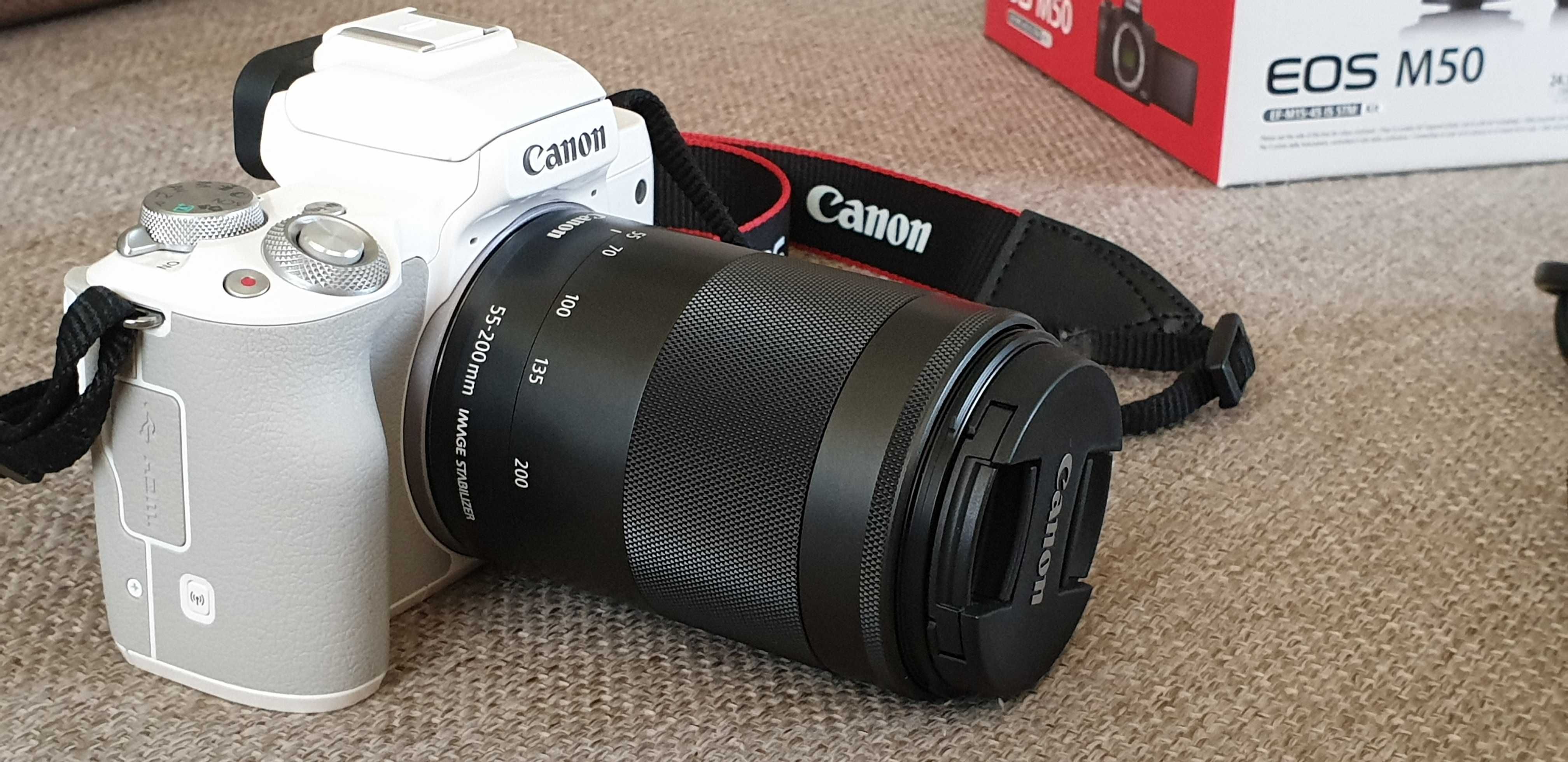 Canon EOS M50 White тяло + 2 Обектива: Canon EF-M 15-45mm и 55-200mm