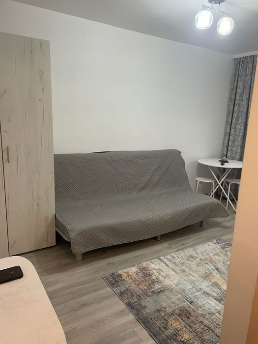 Închiriez garsonieră metrou Drumul Taberei