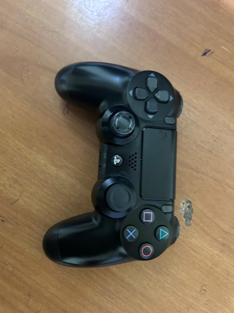 PlayStation 4 slim+2джостик