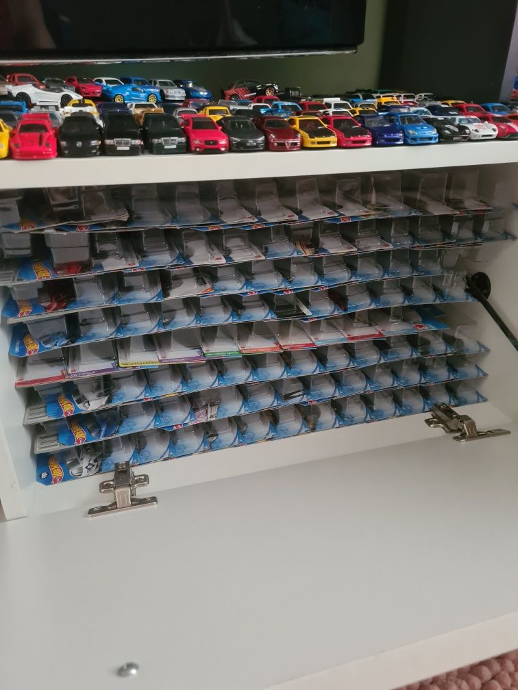 Colectie machete Hotwheels in stare perfecta