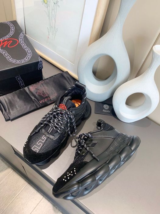 Versace Chain Reaction