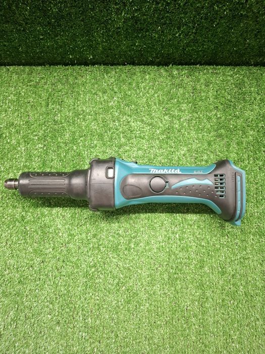 Прав шлайф на Makita DGD800