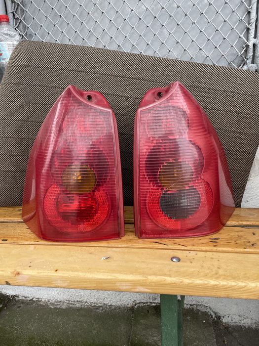 Оригинален Стоп за пежо 307sw комби цената е за 1-брой наличен е левия