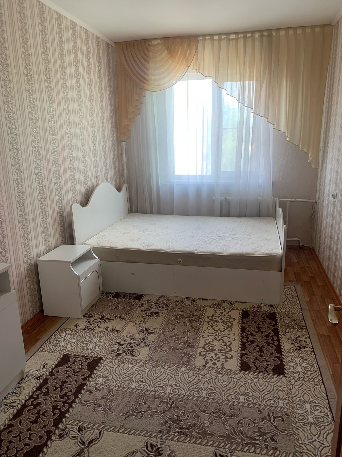 Продам 4х комнатную квартиру