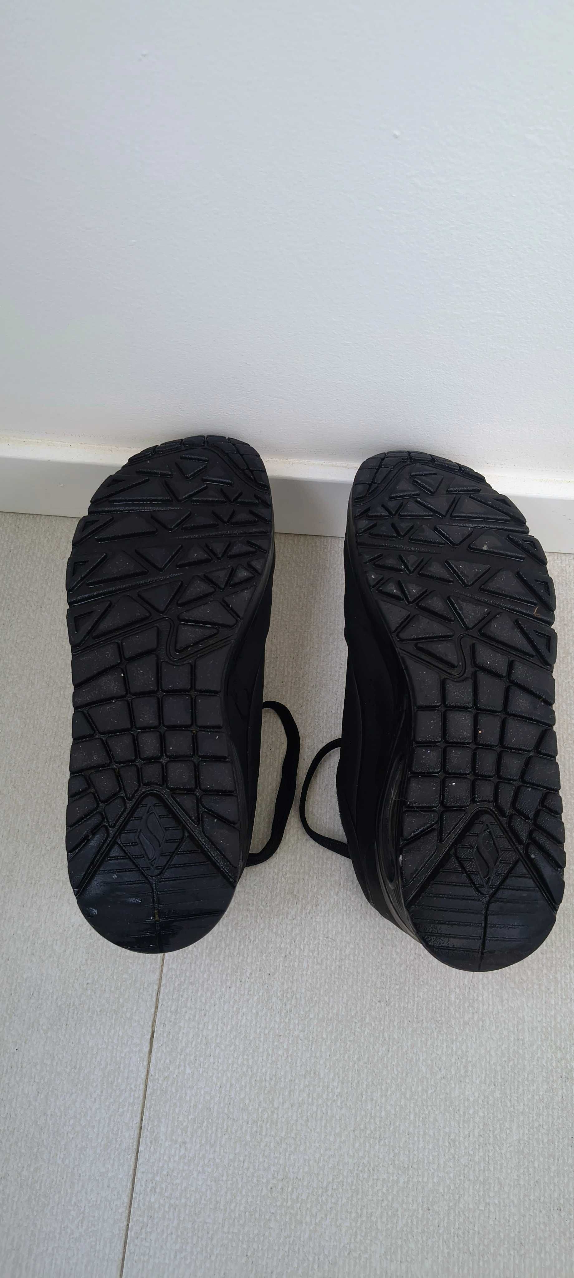 Маратонки Skechers черни, унисекс, 36 номер