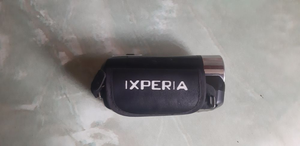 Продам  видео камеру