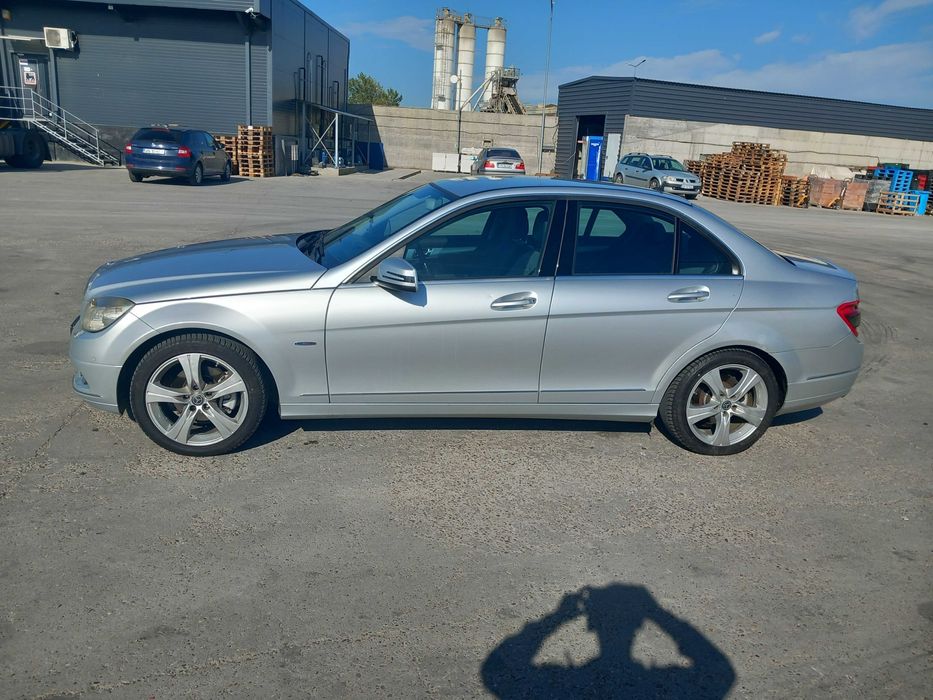Mercedes Benz C220