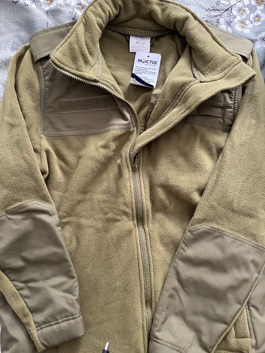 Ținută militară si bocanci de iarna