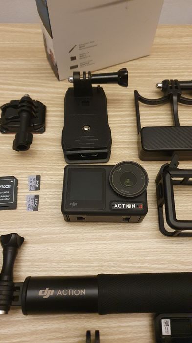 DJI Osmo Action 4 Adventure Combo